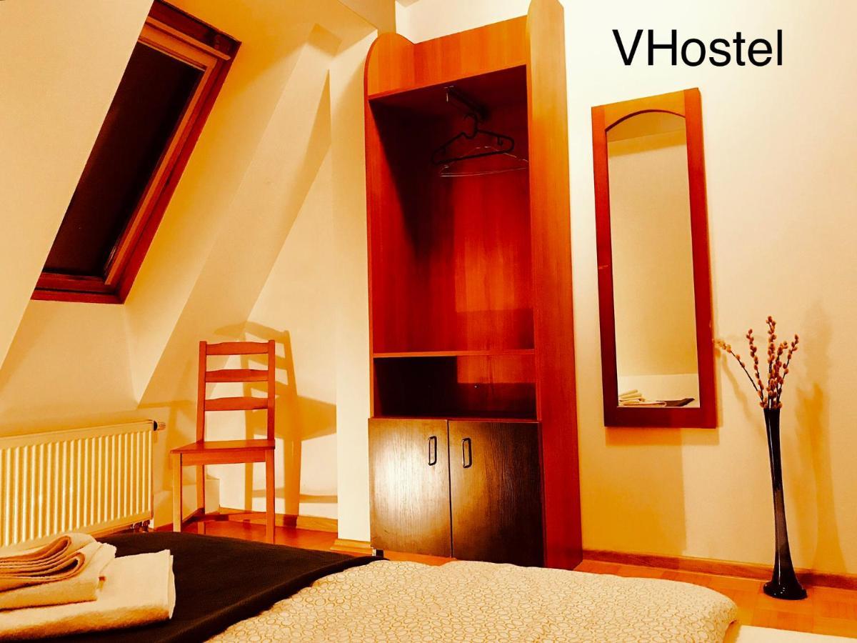 V Hostel Varsovie Extérieur photo